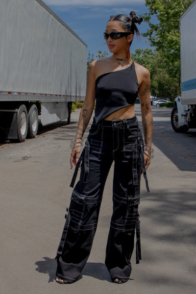 Contrast Stitch Zip Cargo Pants