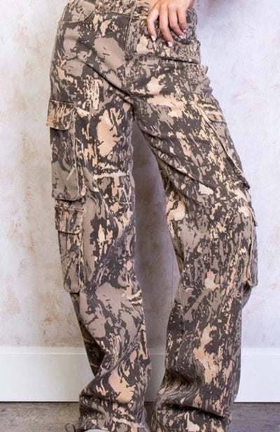 Pocket Camo drawstring pants
