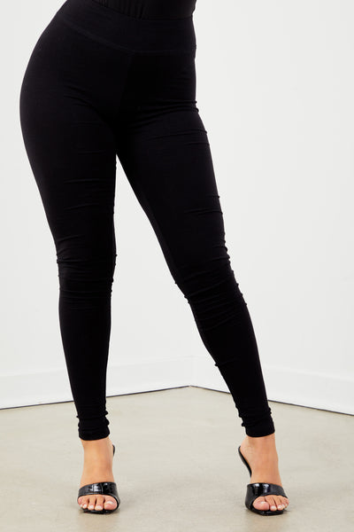 Black High Rise Legging.