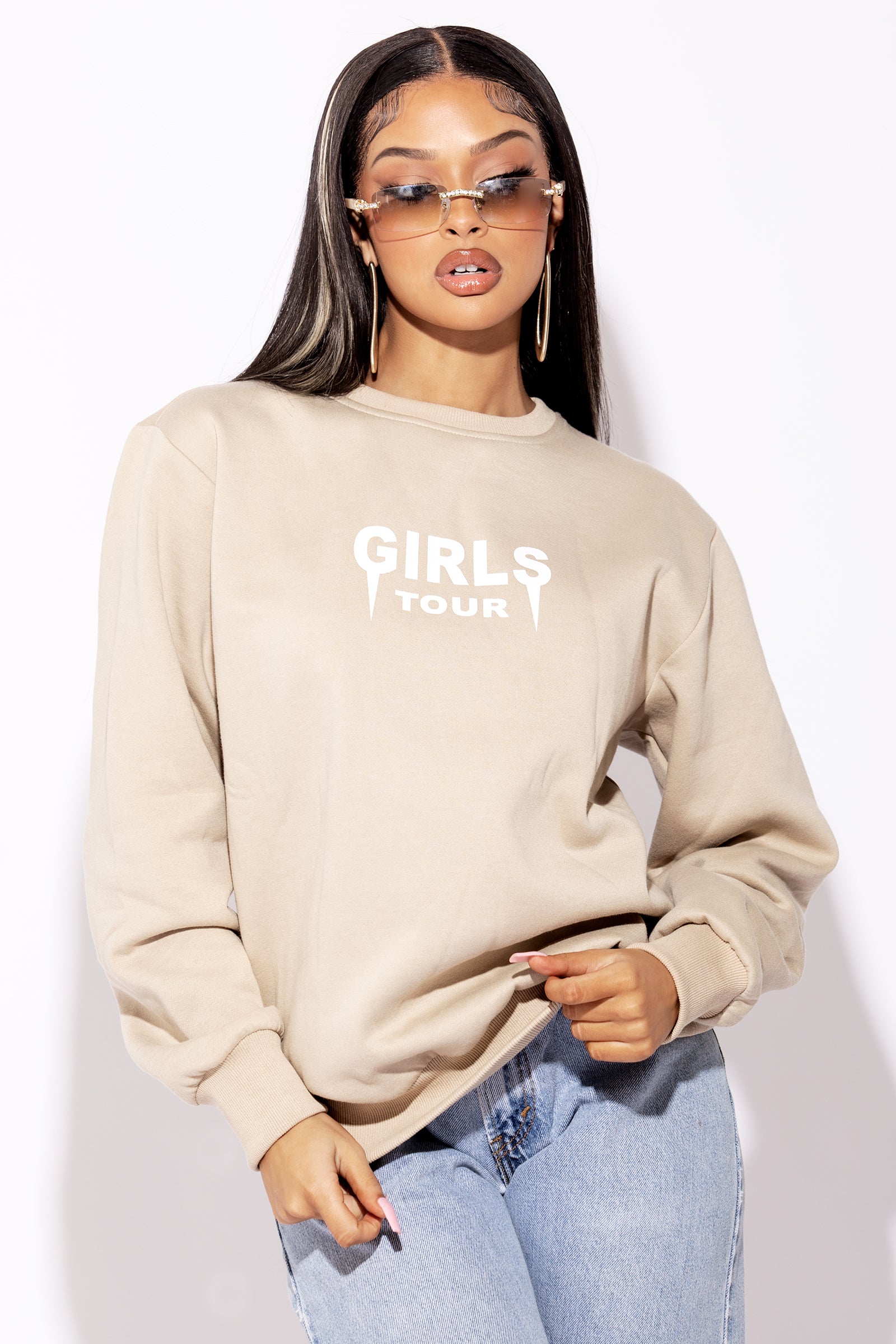 Girls Tour Crewneck - Tan