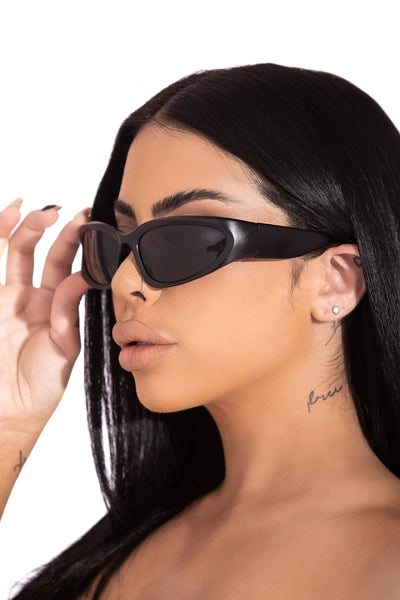 Black Y2K Goggle Sunglasses